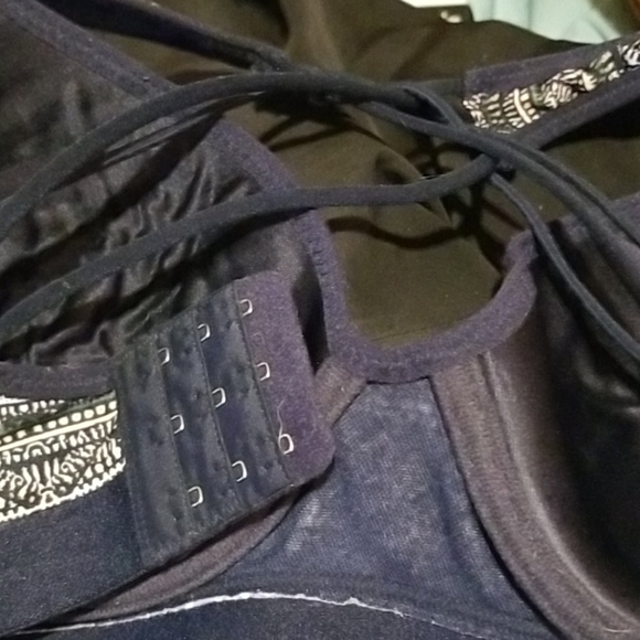 Bra - Picture 2 of 3